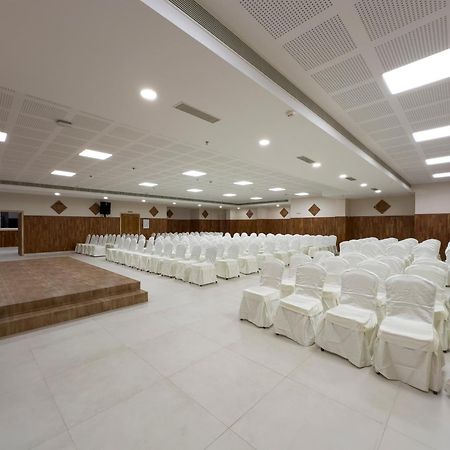 The Habitat Suites Guruvayur Exterior photo