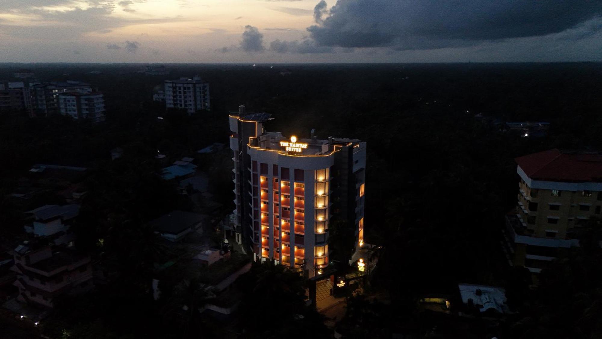 The Habitat Suites Guruvayur Exterior photo